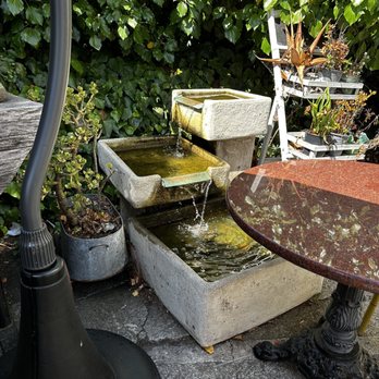 Café Leila - Water feature - New American Near Me - Berkeley, California