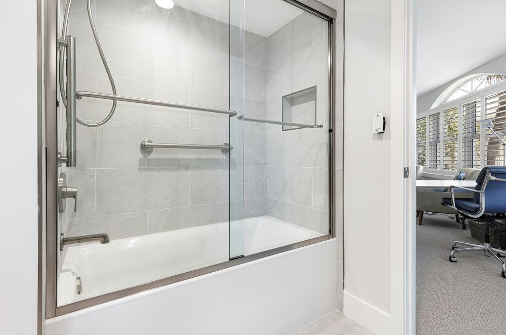 Slide of Jimenez Contracting & Construction Serv