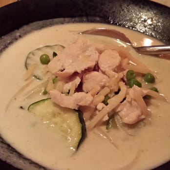 Thai Siam Cuisine - Green curry chicken - Thai Near Me - Oakville, Ontario