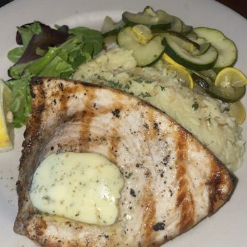 LOCALZ KITCHEN AND COCKTAILS - Updated December 2025 - 98 Photos