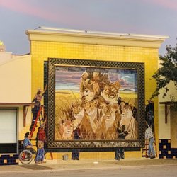 New Chapa Lion Mural