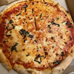 Marcos Italian Pizzeria - Small margherita