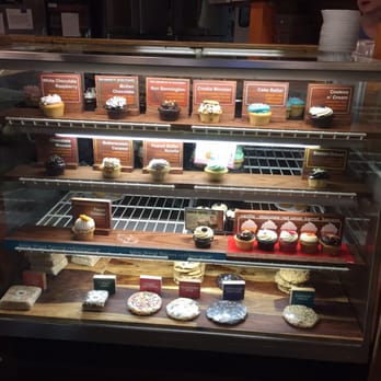 Molly's Cupcakes - More cupcakes! - Desserts Near Me - Chicago, Illinois Molly's Cupcakes - More cupcakes! - Desserts Near Me - Chicago, Illinois