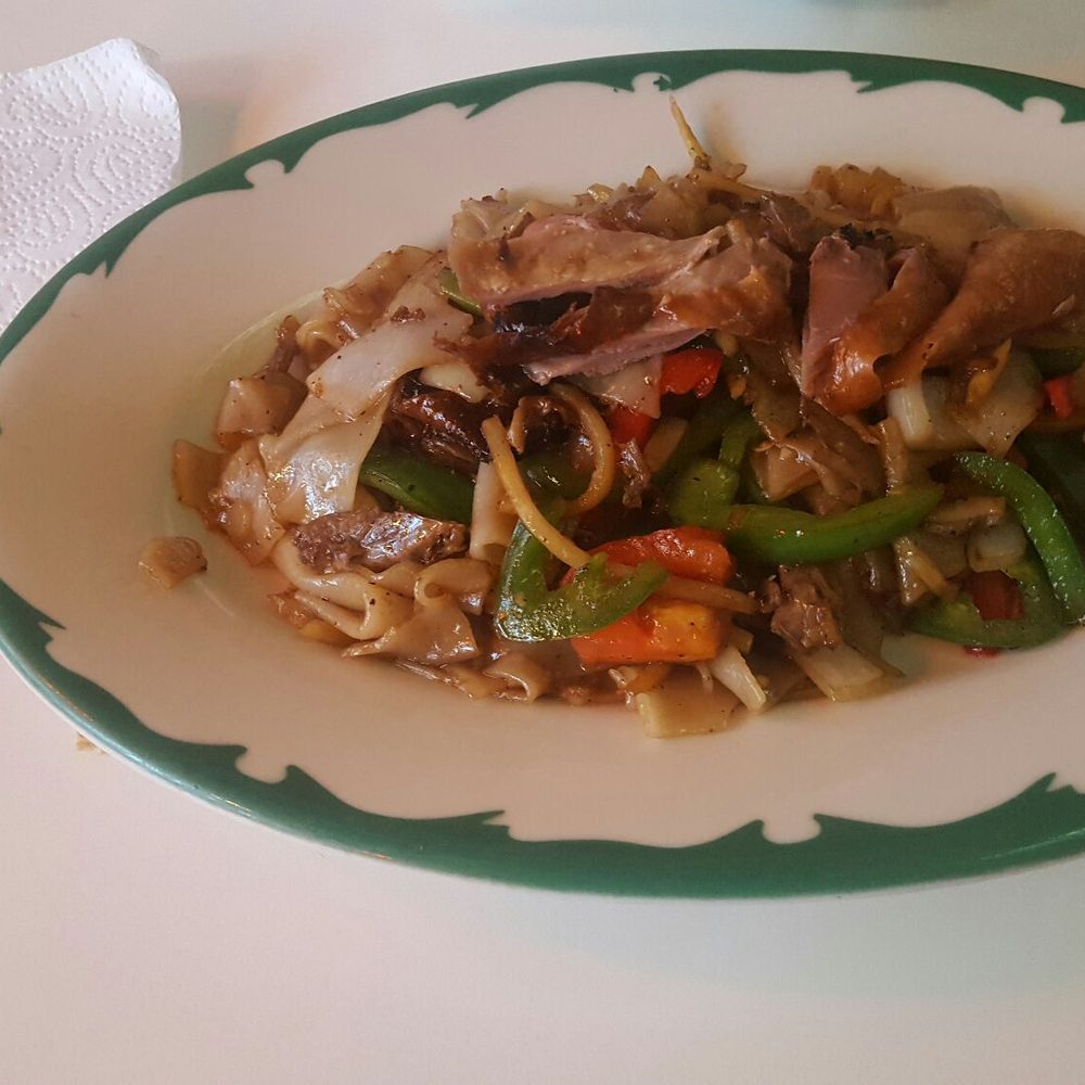 Tom Yum Cafe - Pad kee mao with duck - Thai Near Me - Chicago, Illinois Tom Yum Cafe - Pad kee mao with duck - Thai Near Me - Chicago, Illinois