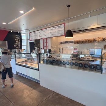 Sundae - Basalt - Ice Cream & Frozen Yogurt Near Me - Basalt, Colorado