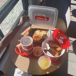 Bucket Treat B