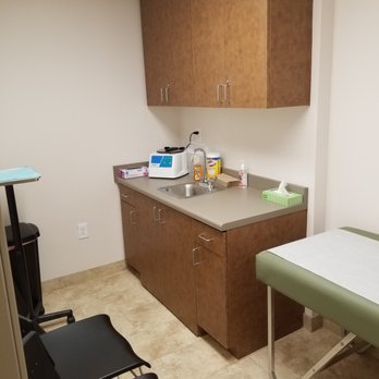 Perris Clinic - 4 patient exam rooms. - Urgent Care Near Me - Perris, California Perris Clinic - 4 patient exam rooms. - Urgent Care Near Me - Perris, California