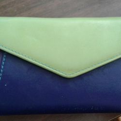 Casa della Pelle - This lovely handmade leather wallet cost less than $35.