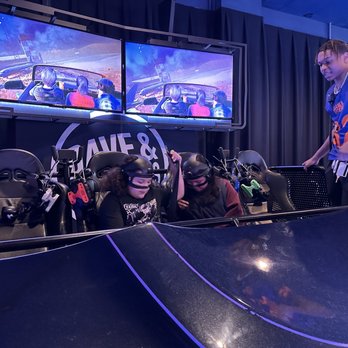 Dave & Buster's Hollywood - VR experience $6... worth it. - Arcades Near Me - Hollywood, Florida Dave & Buster's Hollywood - VR experience $6... worth it. - Arcades Near Me - Hollywood, Florida