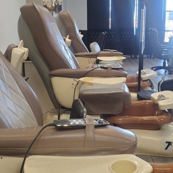 Candy Nails Lounge - Pedicure chairs - Nail Salons Near Me - Riverside, California Candy Nails Lounge - Pedicure chairs - Nail Salons Near Me - Riverside, California