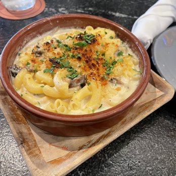 Saint & Second - Mac & 'Shrooms' - New American Near Me - Long Beach, California