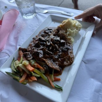 Caffe Luna Rosa - Veal Marsala - Italian Near Me - Delray Beach, Florida Caffe Luna Rosa - Veal Marsala - Italian Near Me - Delray Beach, Florida