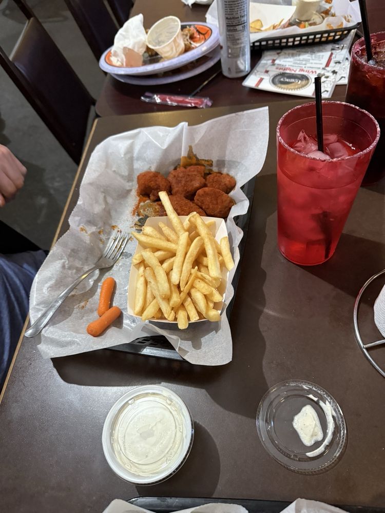 Legacy Sports Bar Logo