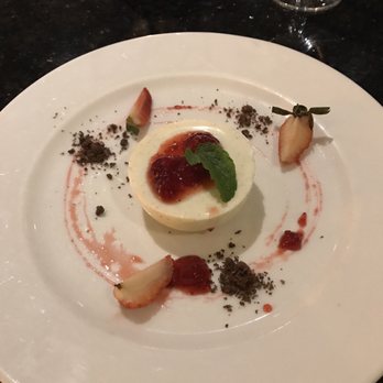 Fellini's Ristorante - Panna cotta was delicious - Pizza Near Me - Cabo San Lucas, BCS Fellini's Ristorante - Panna cotta was delicious - Pizza Near Me - Cabo San Lucas, BCS