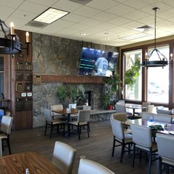 Poppy Ridge Golf Course - Inside seating