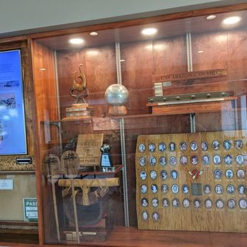 Outrigger Canoe Club - More history - Social Clubs Near Me - Honolulu, Hawaii Outrigger Canoe Club - More history - Social Clubs Near Me - Honolulu, Hawaii