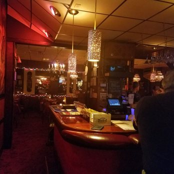 Five O'Clock Steakhouse - Great classic geel - Steakhouses Near Me - Milwaukee, Wisconsin