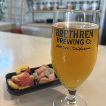 Brethren Brewing - Tell no tales - Brewpubs Near Me - Manteca, California