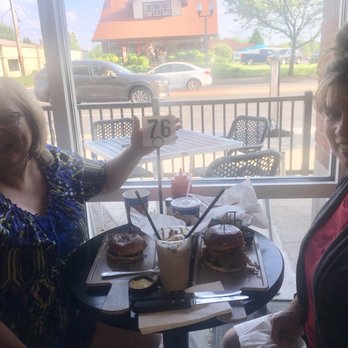 Flamme Burger - Keystone - Sista Night #76 at Flameburger! - Burgers Near Me - Indianapolis, Indiana