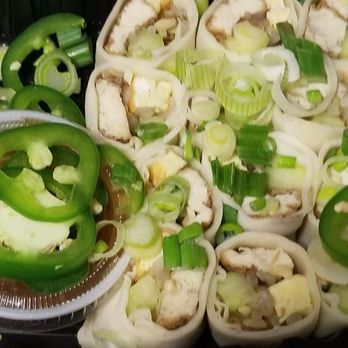 Noble Thai - Spring rolls were a great starter for our dinner. - Thai Near Me - Chicago, Illinois