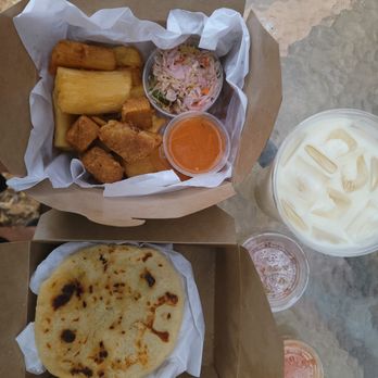 Pupuseria La Paz - Salvadoran Near Me - Yreka, California
