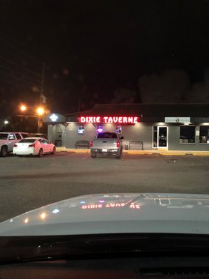 Dixie Taverne by null