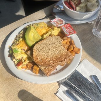 Fratelli Cafe - Coffee & Tea Near Me - Los Angeles, California Fratelli Cafe - Coffee & Tea Near Me - Los Angeles, California