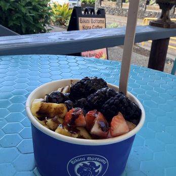 Bikini Bottoms Coffee - Tropical Thunder w/ Choco Syrup - Coffee & Tea Near Me - Kailua-Kona, Hawaii