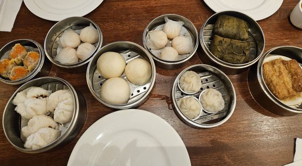 New Golden Dragon by null