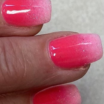 Lake Tye Nails & Spa - Beautiful ombré dip nails by lake tye nails! - Nail Salons Near Me - Monroe, Washington