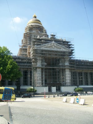 Palais de Justice by null