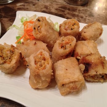 Le Petit Saigon - Spring rolls~ - Vietnamese Near Me - Vancouver, British Columbia