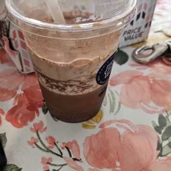 Paris Baguette - Mocha frappé - Bakeries Near Me - Brentwood, California Paris Baguette - Mocha frappé - Bakeries Near Me - Brentwood, California