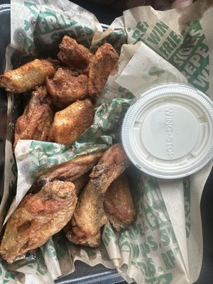 Wingstop by null