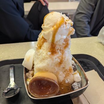 Meet Fresh - Shaved ice - Desserts Near Me - San Diego, California