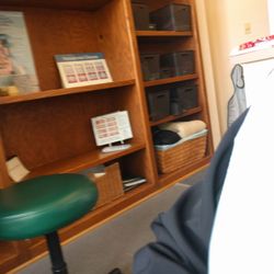 Gregory H Grady, DDS - Super nice hygienist and the doctor was super helpful and told me exactly what to do.