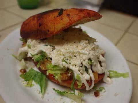 Mr. Azteca by null