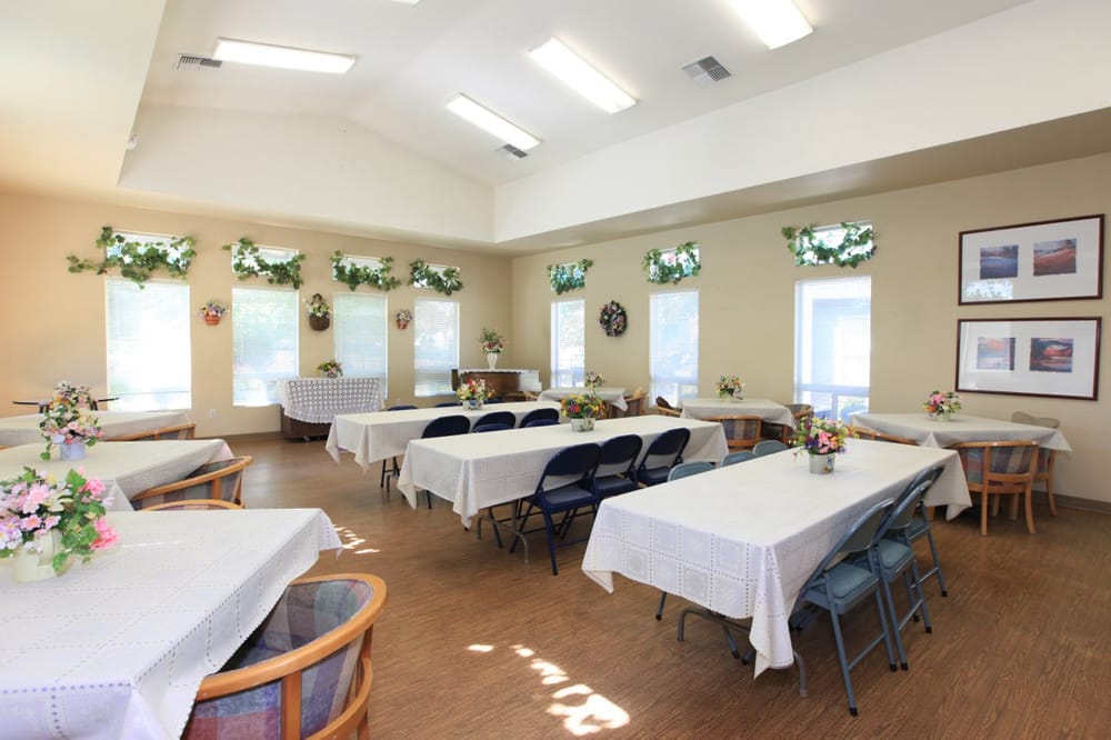 RENWICK SQUARE SENIOR APARTMENT HOMES Updated September 2024 14 Photos 3227 Renwick Square