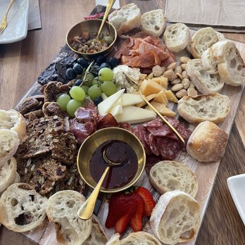 WineDown - Charcuterie board - Wine Bars Near Me - Nisswa, Minnesota WineDown - Charcuterie board - Wine Bars Near Me - Nisswa, Minnesota