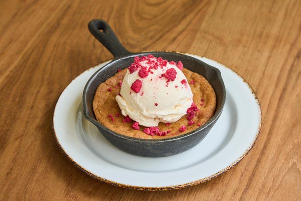 Lanai City Bar & Grill by null