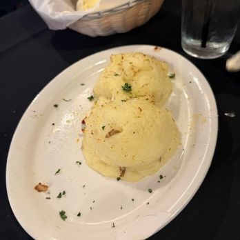 Tony's On Main Street - Garlic mashed potatoes - Steakhouses Near Me - Saint Charles, Missouri Tony's On Main Street - Garlic mashed potatoes - Steakhouses Near Me - Saint Charles, Missouri