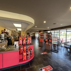 Dazbog Coffee - Interior of coffee shop