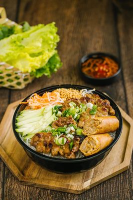 SJ Eggrolls by null