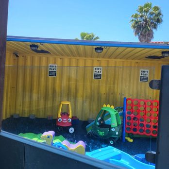 Del's Hideout - Kids play area - Barbeque Near Me - San Diego, California