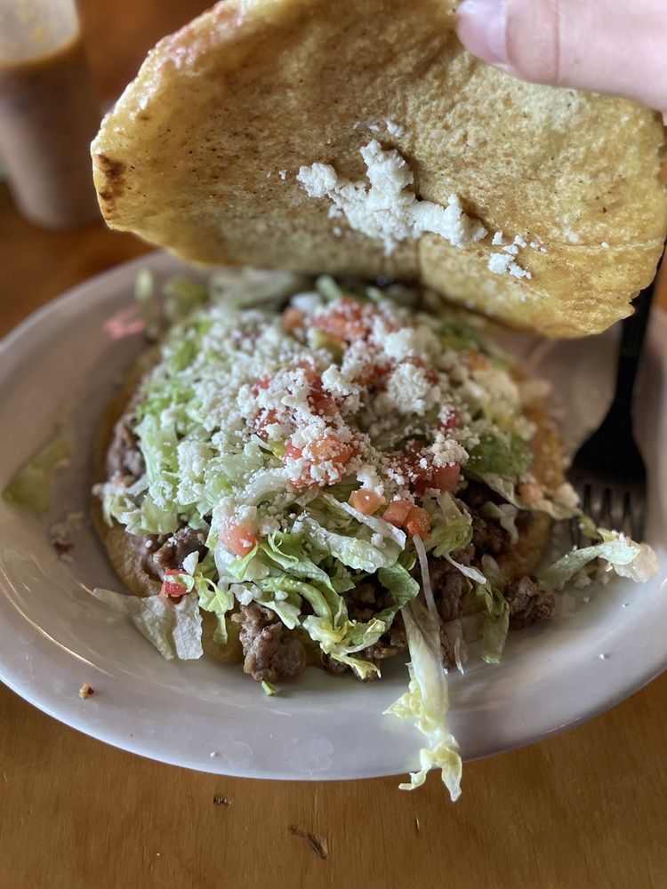 Chilangos Brothers Taco Shop