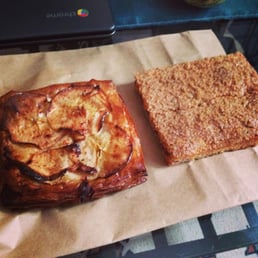 Apple tart and a Hindbærsnitten. Apple tart and a Hindbærsnitten.