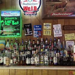 Lee's Bar