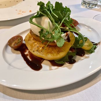 Steakhouse89 - Heirloom tomato, burrata, basil pesto balsamic - Steakhouses Near Me - Sedona, Arizona Steakhouse89 - Heirloom tomato, burrata, basil pesto balsamic - Steakhouses Near Me - Sedona, Arizona