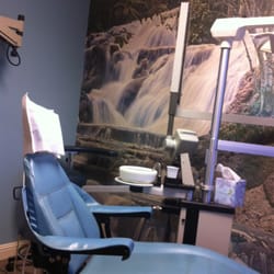 Banihashemi Shahriyar, DDS - Relaxing Walls and Music, comfortable chairs, digital X-Rays