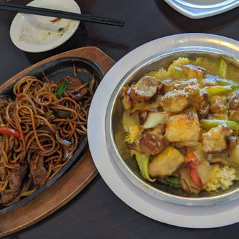 Venus Cafe - Peppered beef spaghetti and portuguese style baked chicken rice - Coffee & Tea Near Me - San Jose, California